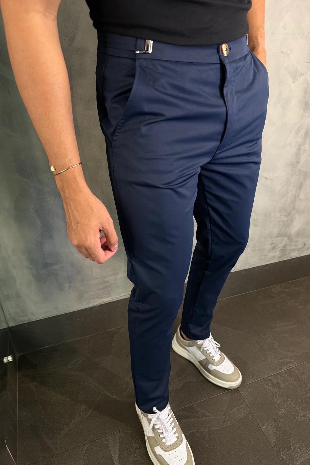 |COMPRE 1 NÍVEL 3| Calça Alfaiataria Mônaco com Ajuste - Image 7